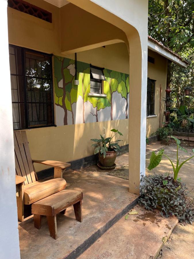 30 Wilson Bed and Breakfast Jinja Exteriör bild