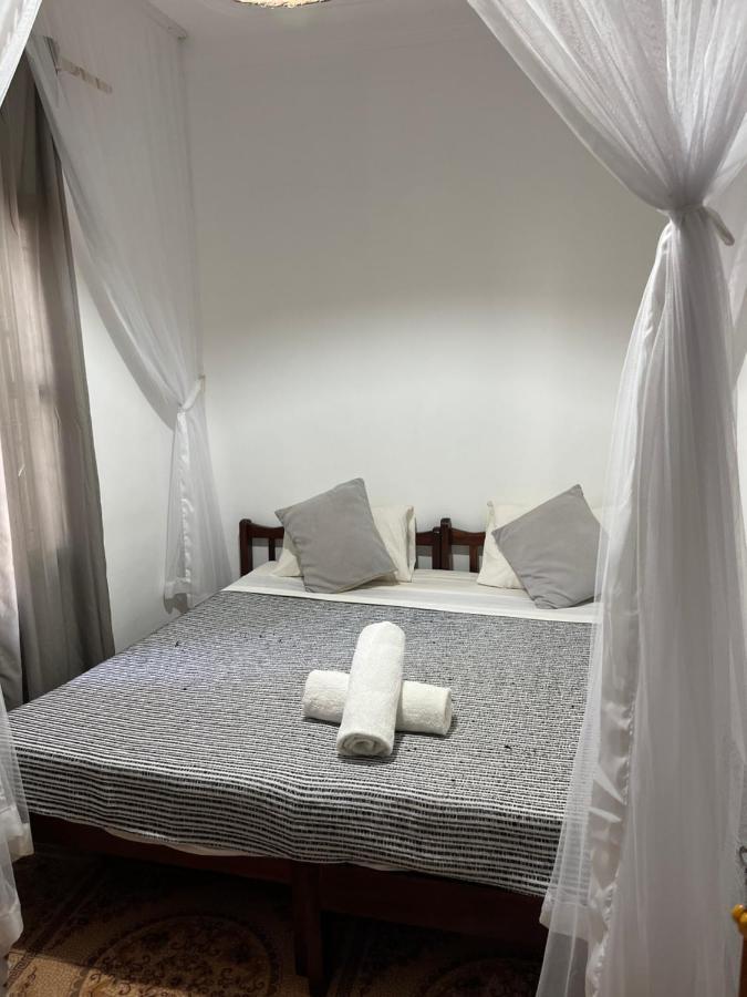 30 Wilson Bed and Breakfast Jinja Exteriör bild