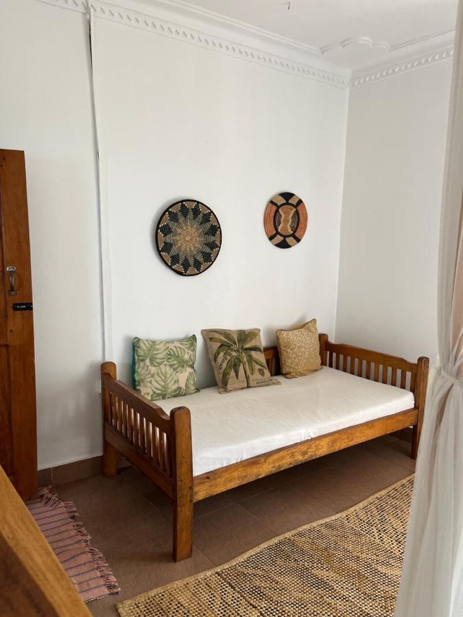 30 Wilson Bed and Breakfast Jinja Exteriör bild