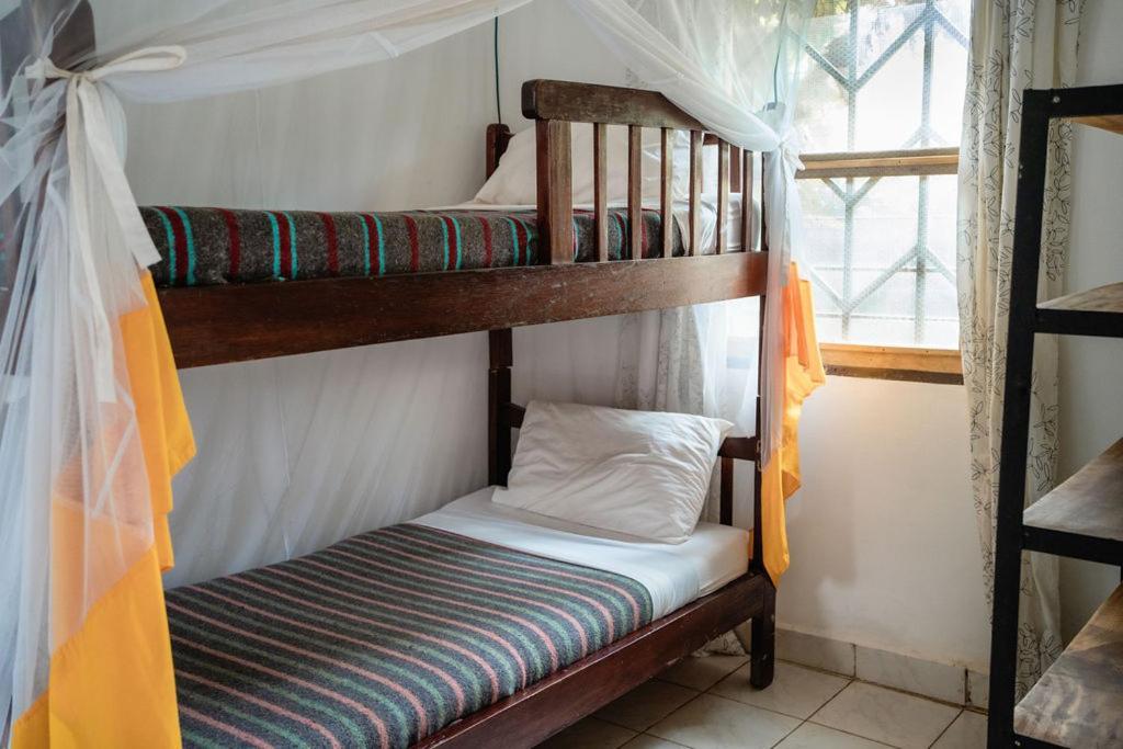 30 Wilson Bed and Breakfast Jinja Exteriör bild