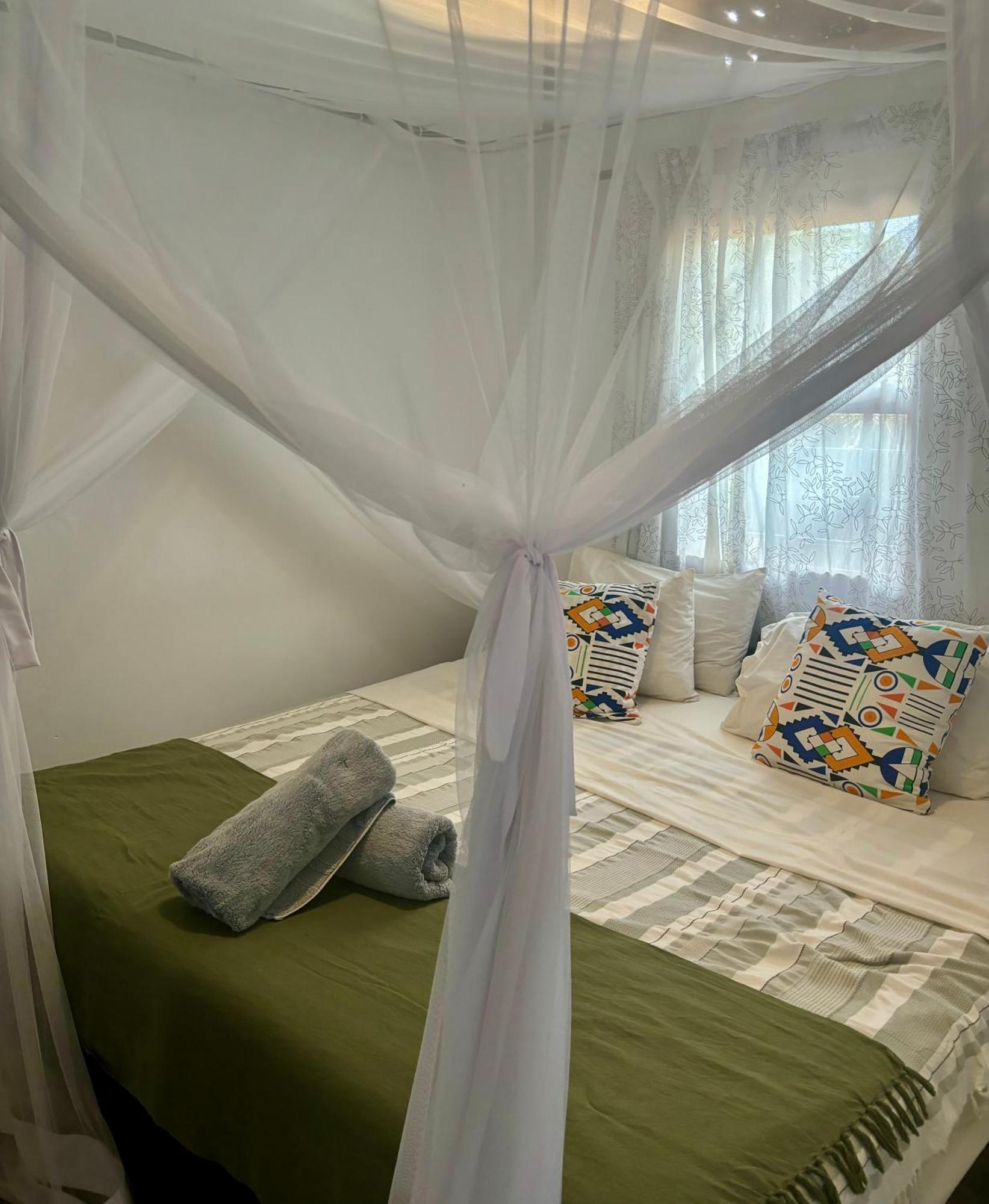 30 Wilson Bed and Breakfast Jinja Exteriör bild